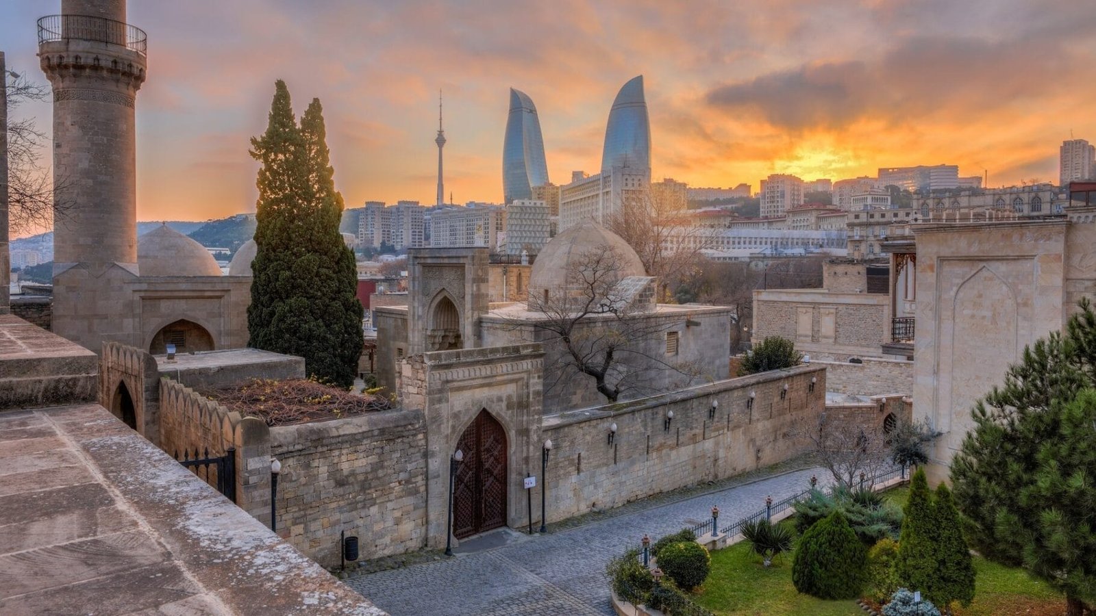 Icherisheher Historical Site Icherisheher landmark in Baku