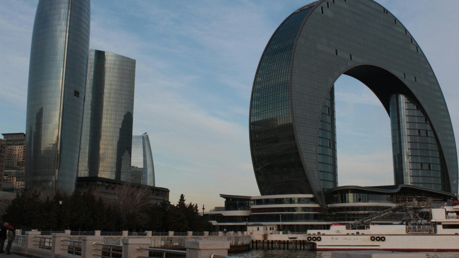 Azerbaijan e-visa for Serbian travelers